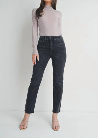 Judy Blue - Cut Off Cropped Straight Leg Jeans