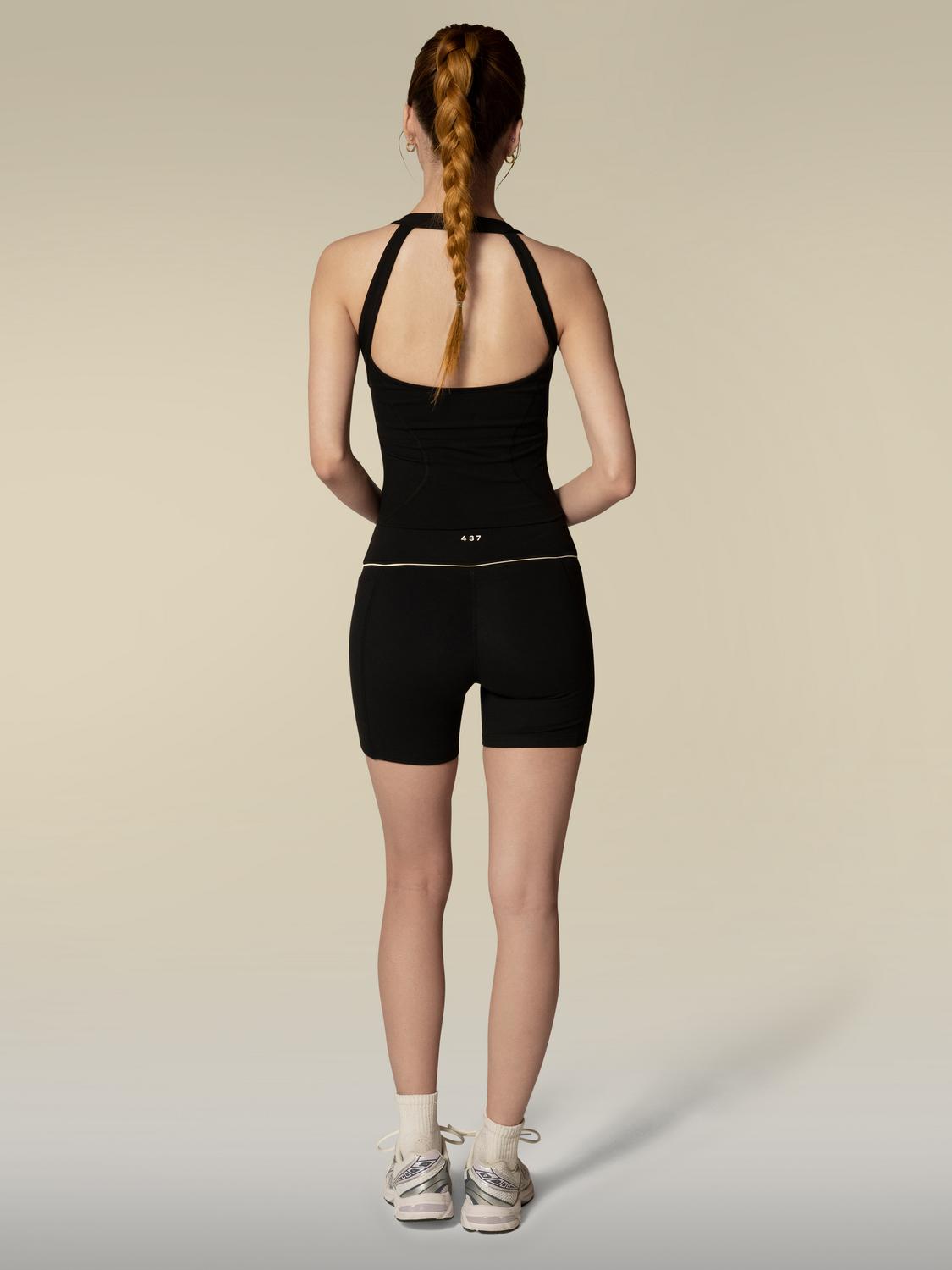 437 - Studio Short