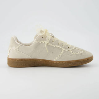 Cushionaire - Women’s Belinda Lace Detail Casual Sneakers