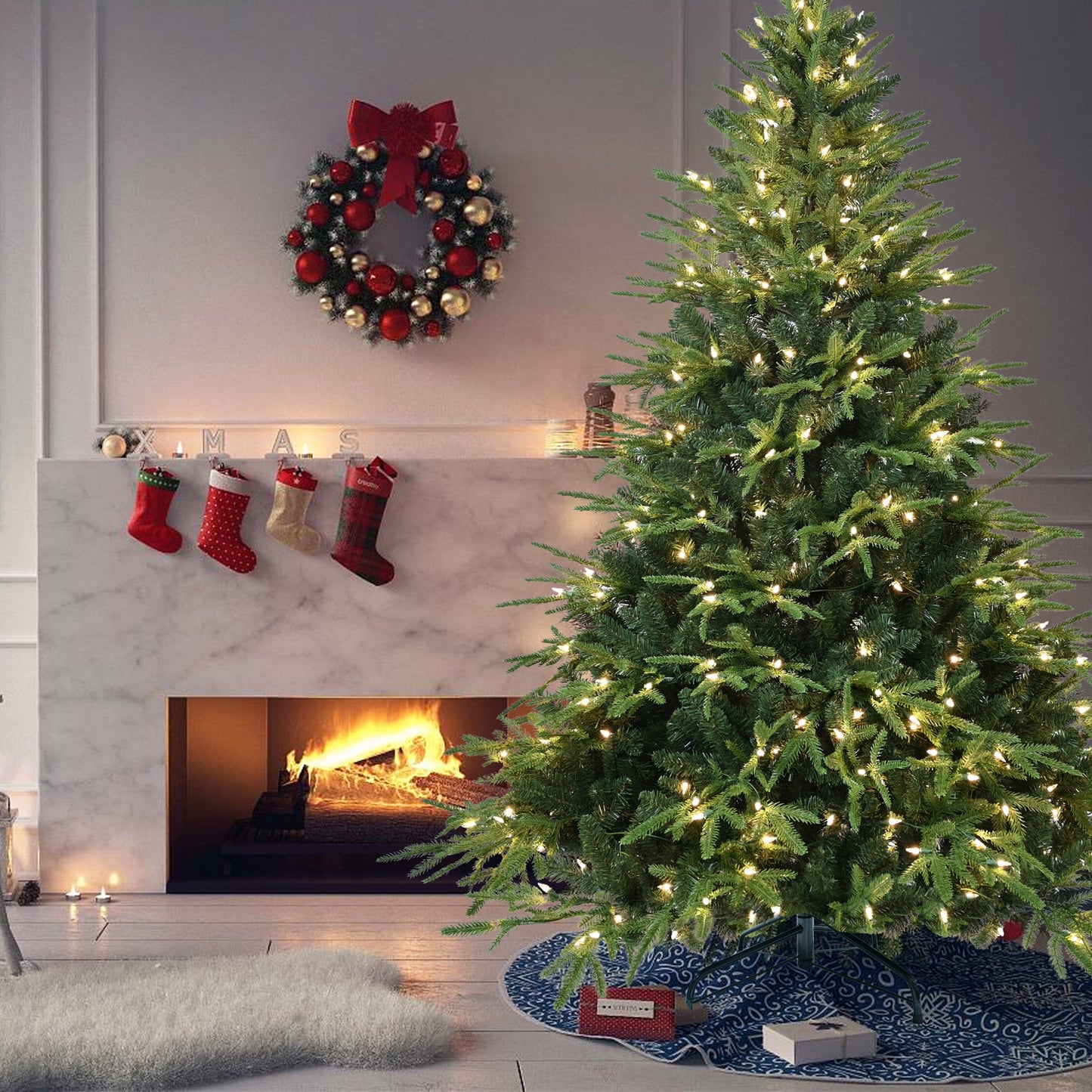 7.5ft Pre-Lit Artificial Christmas Tree with 650 Warm White Incandescent Lights