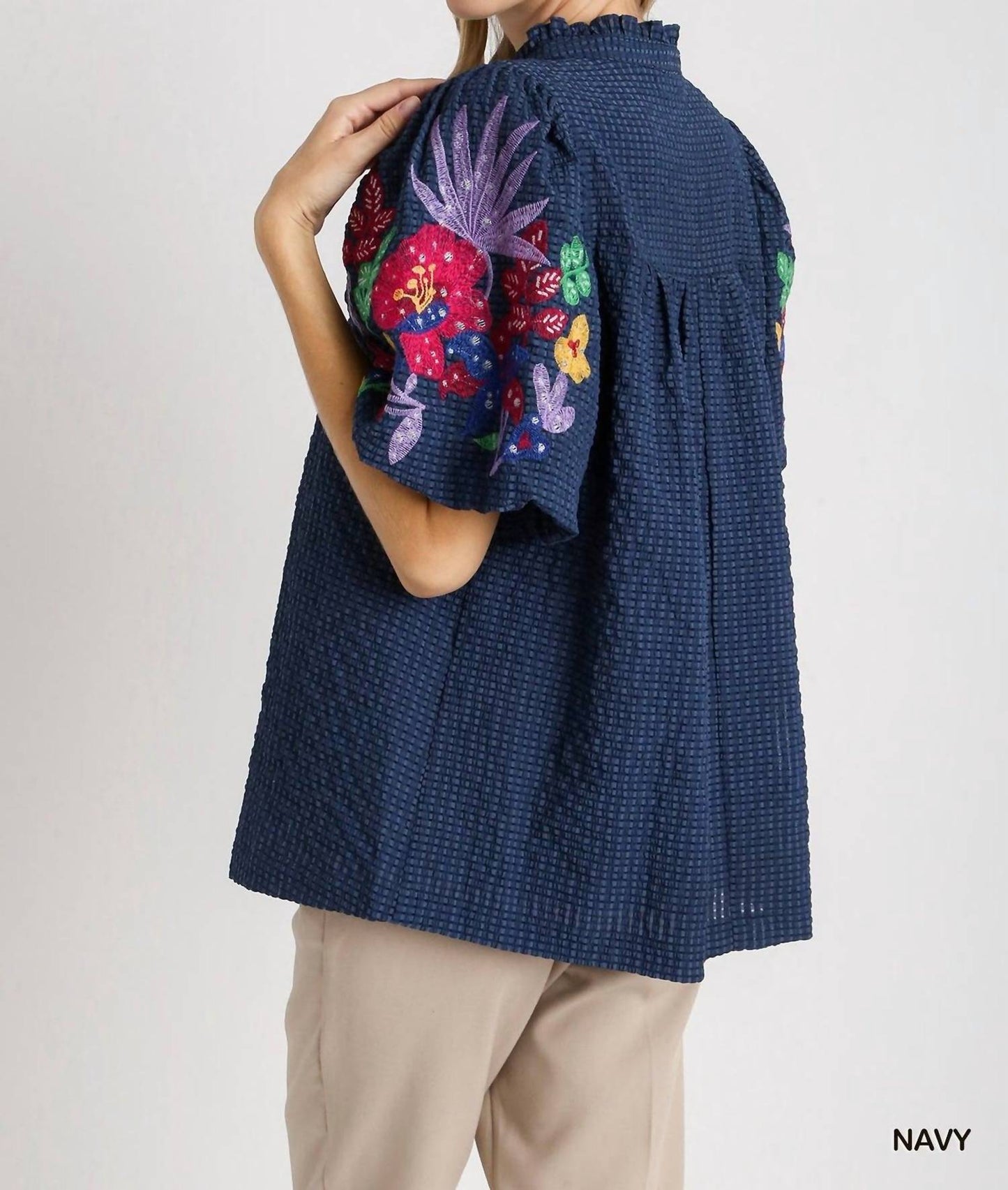 Umgee - Bubble Sleeve Embroidered Blouse