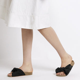 Ulla Johnson Women's Suede Bow Sandal Black Size 35"