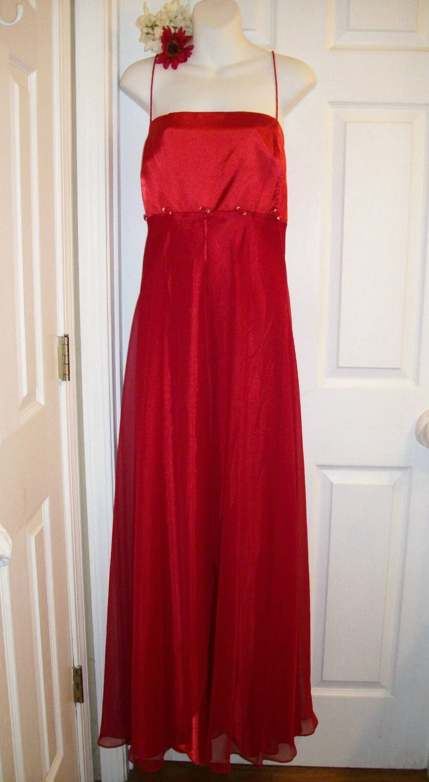 Milano Formals - Women's Silken Symphony Gown