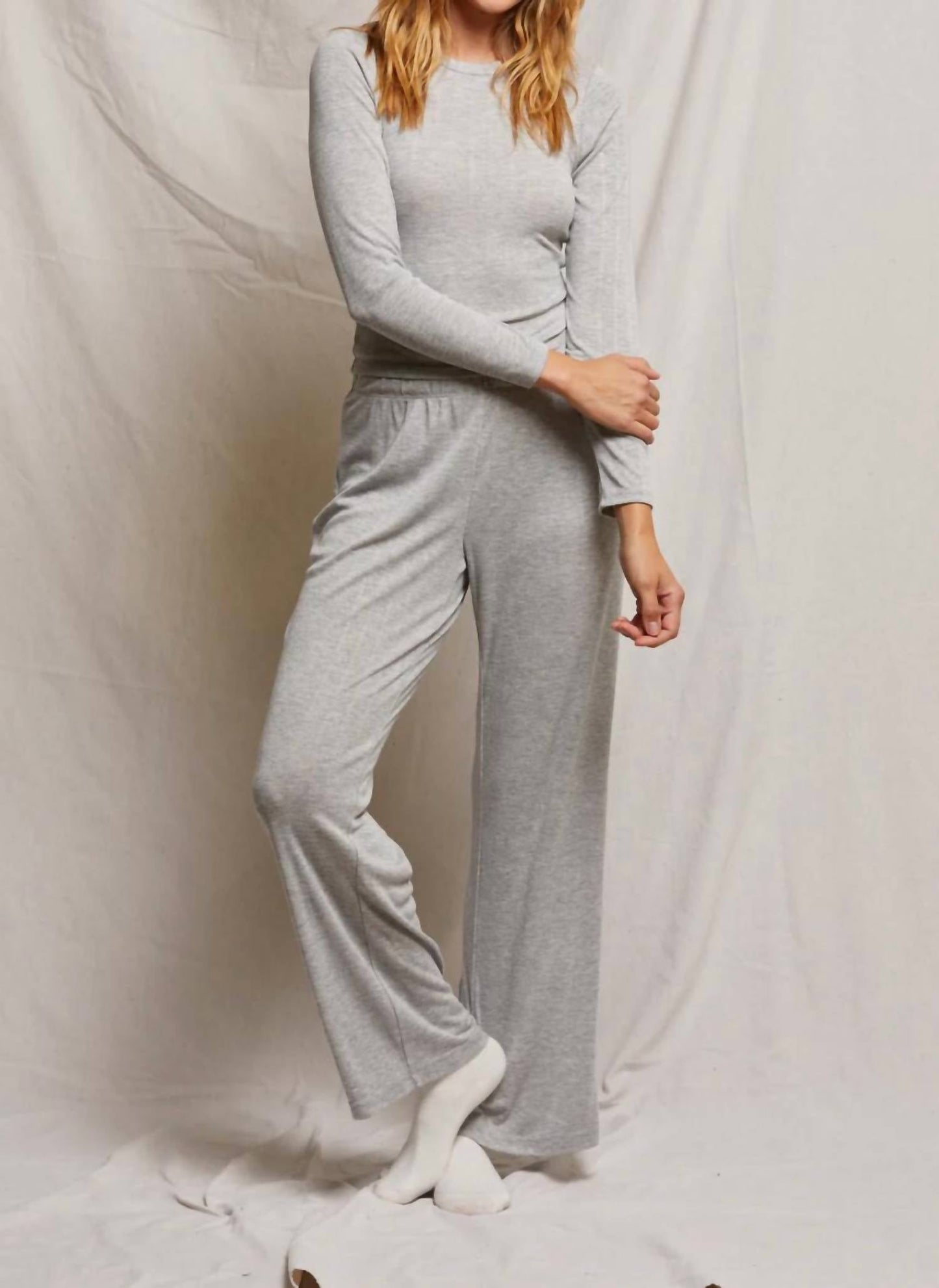 Perfectwhitetee - LOREN POINTELLE PJ SET