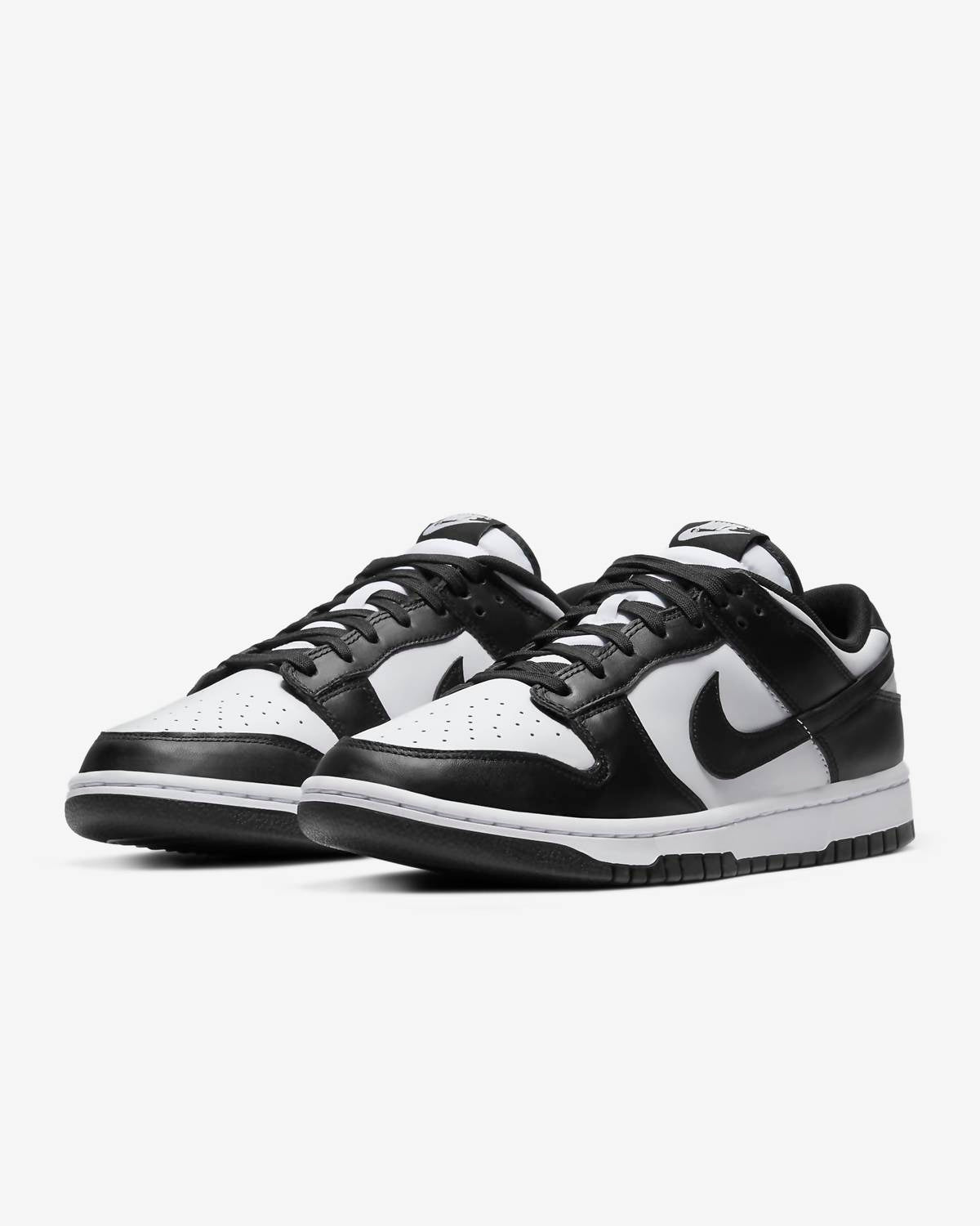 Nike - Men Dunk Low Retro Shoes