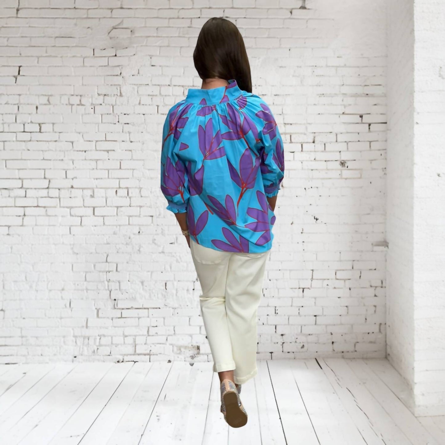 Karlie - Women's Abstract Leaf Top