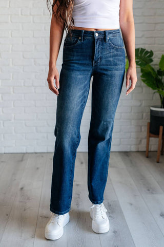 Judy Blue - Mid Rise Control Top Classic Straight Jeans
