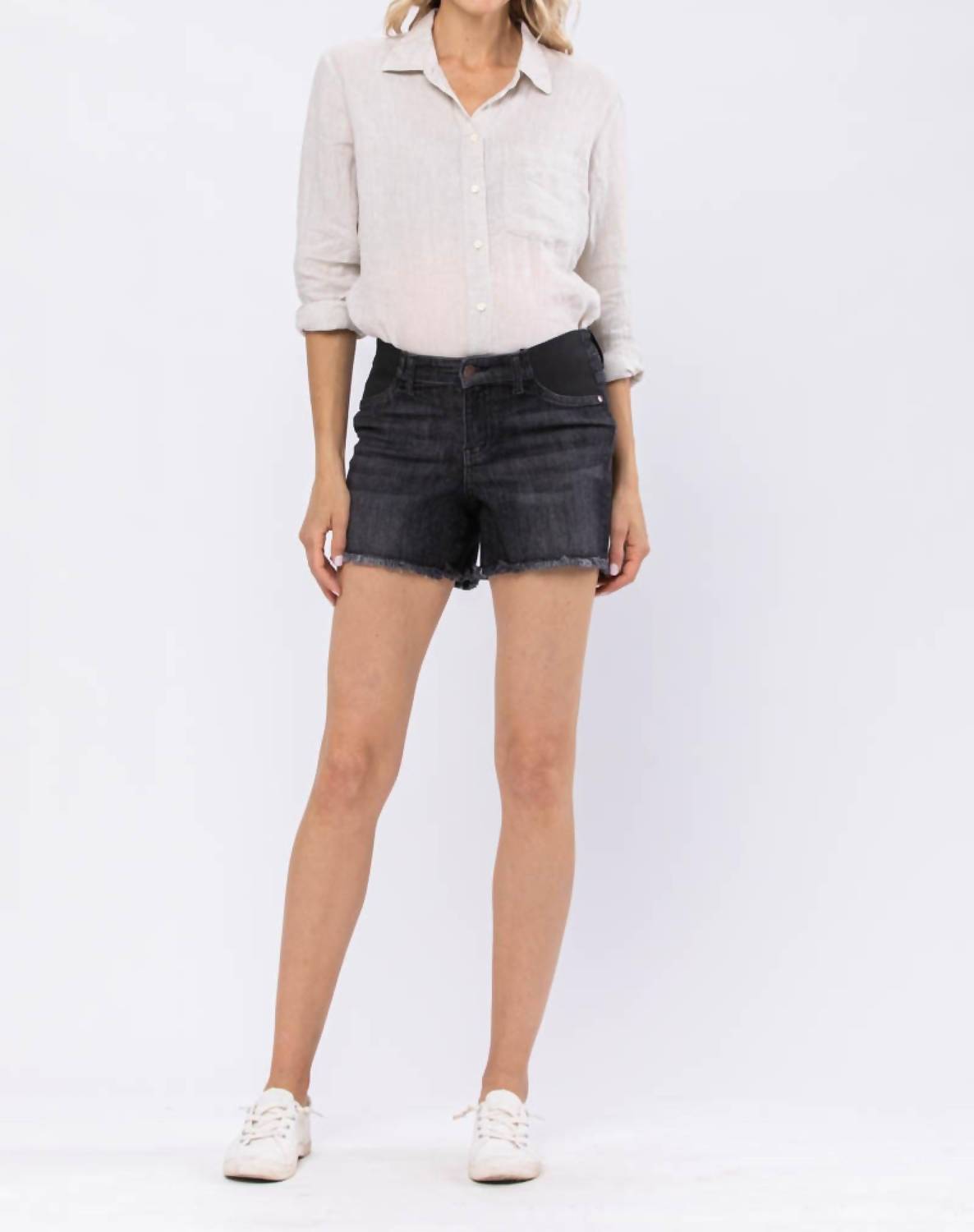 Judy Blue - Mid-rise Cut Off Comfort Waist Short
