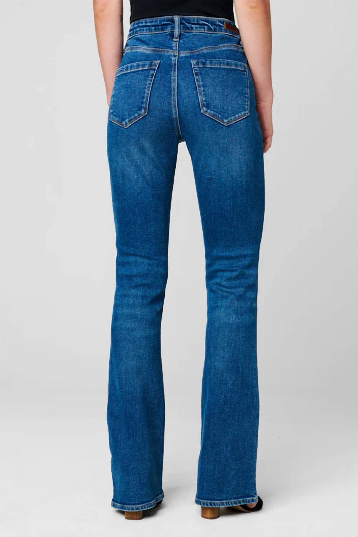 Blanknyc - Hoyt exposed button high rise mini boot cut Jean