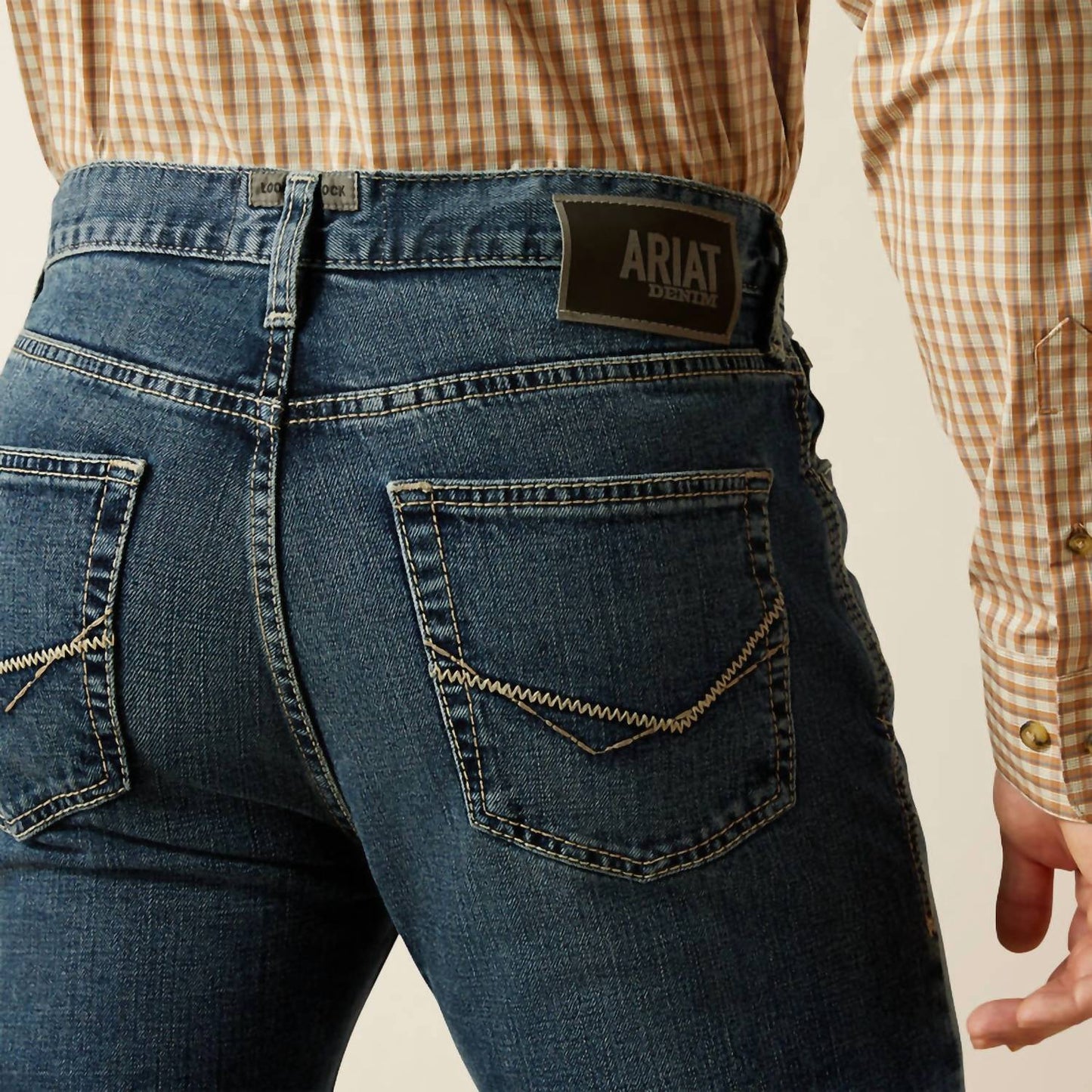 Ariat - M7 Slim Sawyer Classic Rise Straight Leg Jeans