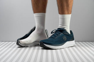 Topo Athletic - Men's Phantom 3 Sneaker Shoes