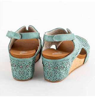 Very G - Freefly Wedge Sandals