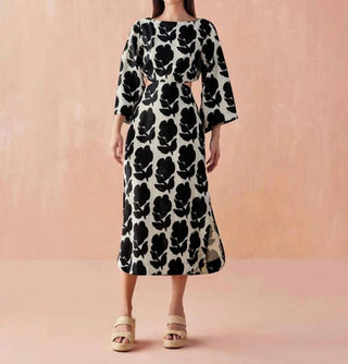 Omika - Peyton Midi Dress