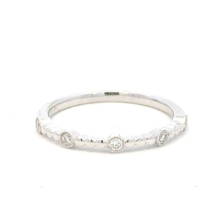 Aamiaa - 0.11 Carat Natural Diamond Art Deco Milgrain Band
