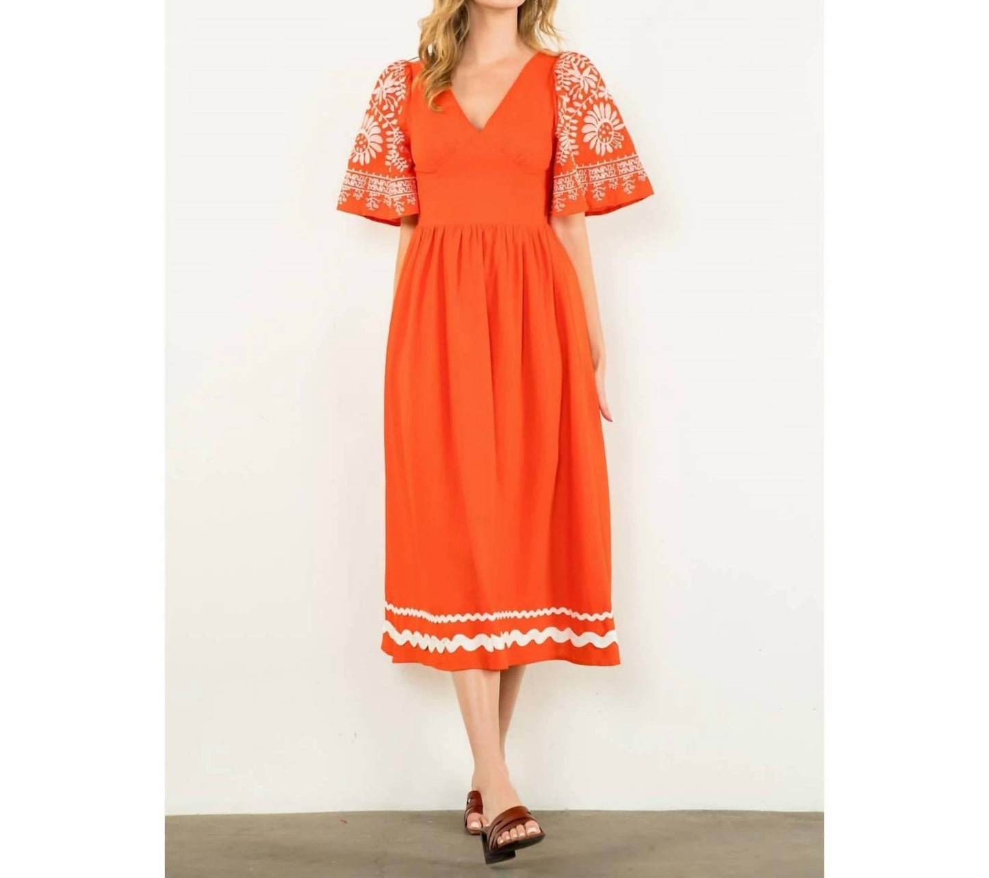 Thml - Embroidered Flutter Sleeve Dress