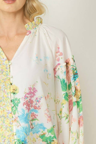 Entro - Floral Contrast Print V-Neck Blouse