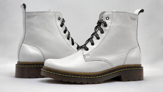 Kcr Group - Women's Premium Leather Boots