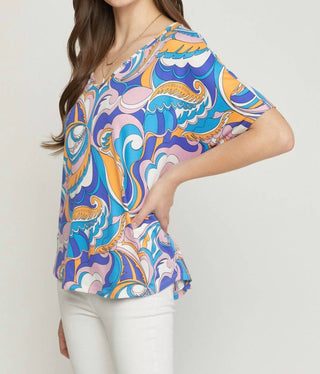 Entro - Abstract V-Neck Top