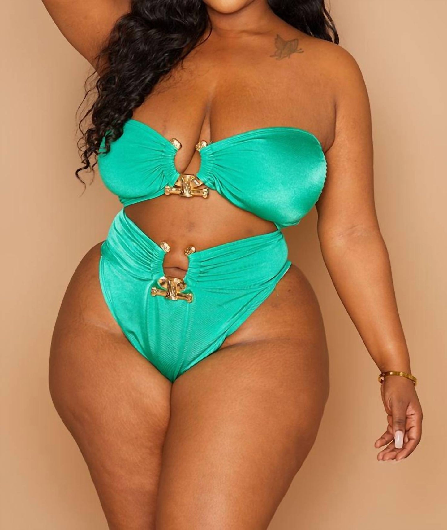 Prettylittlething - Plus Hammered Trim Bikini Bottoms