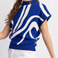 Ee:Some - Curvy Simplistic Swirl Mock Neck Top