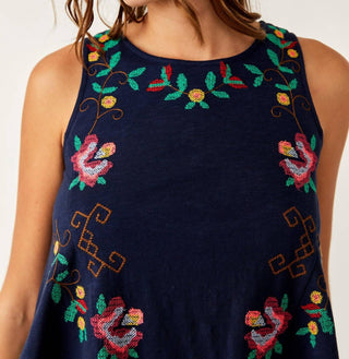 Free People - FUN AND FLIRTY EMBROIDERY TOP