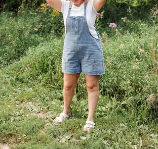 Anniewear - Let's Run Away Romper