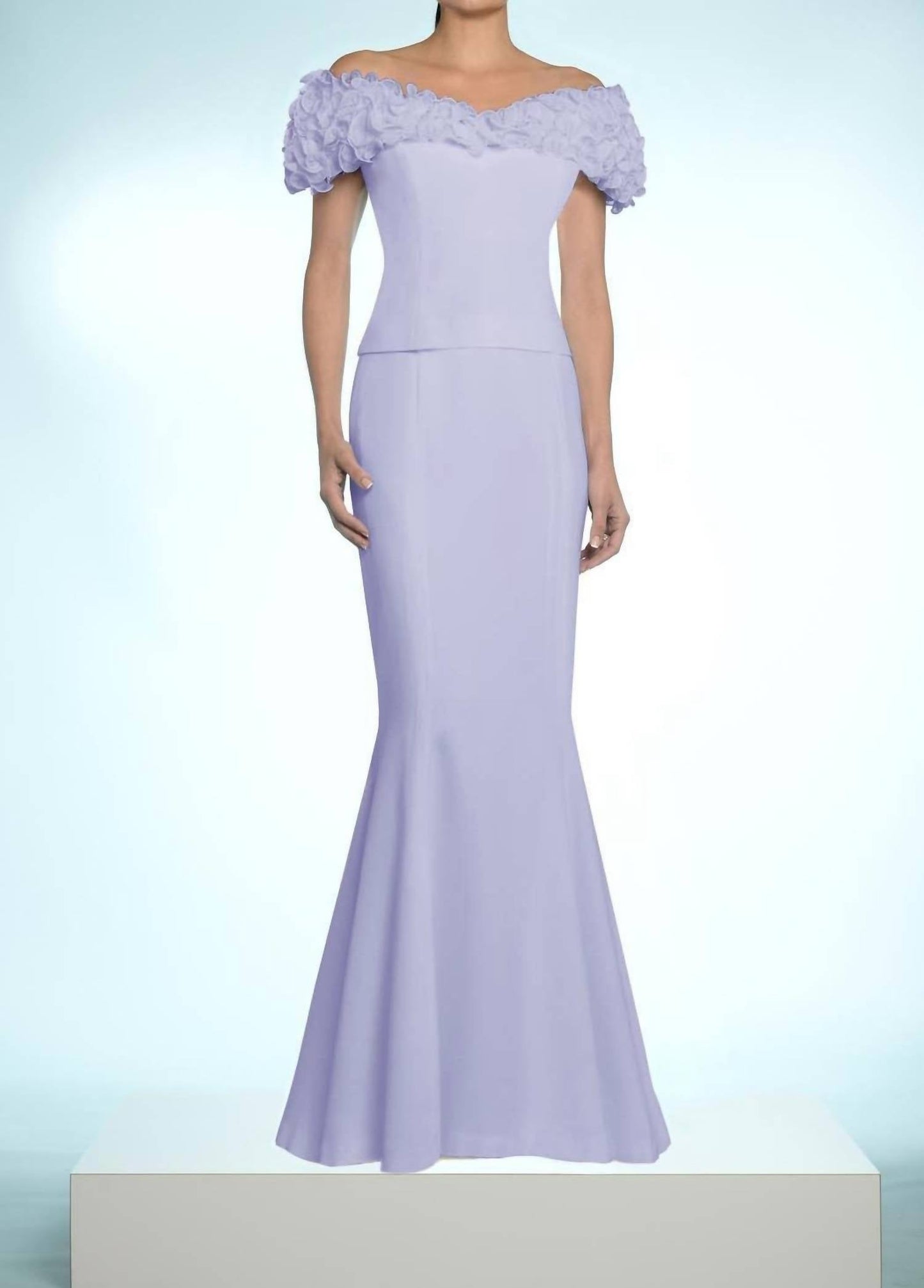 Alexander By Daymor - Ruffled Top Curve Skimming Dress