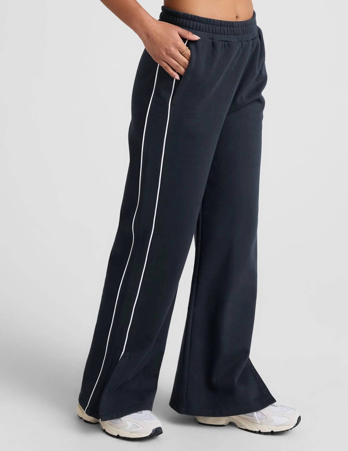 Beyond Yoga - Luxefleece Piper Wide Leg Pants
