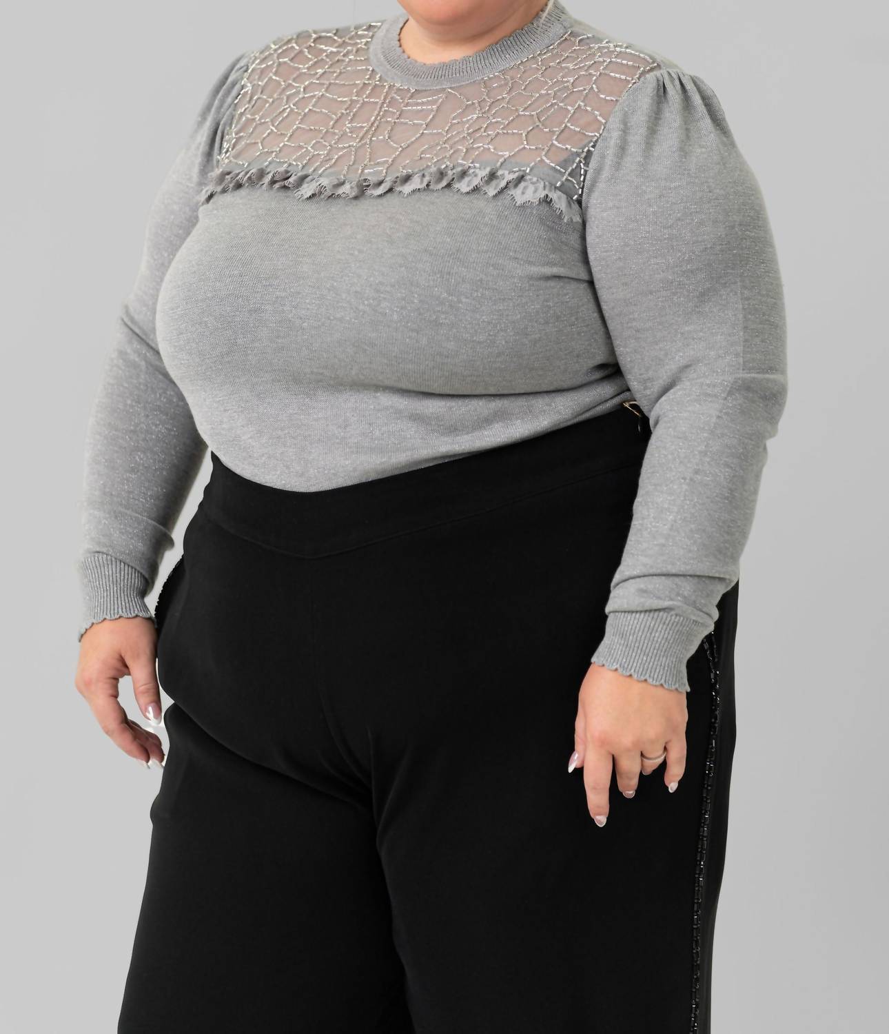 -Bl^Nk- - INDUMANI KNITTED TOP