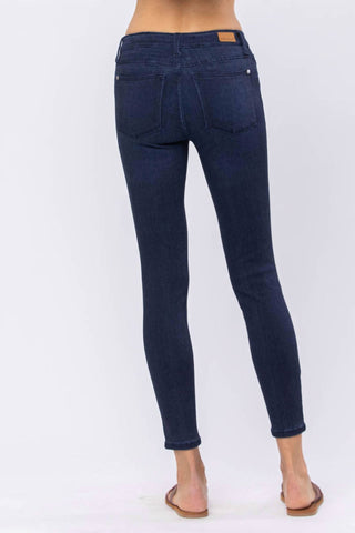 Judy Blue - Non Distressed Mid Rise Skinny Jeans