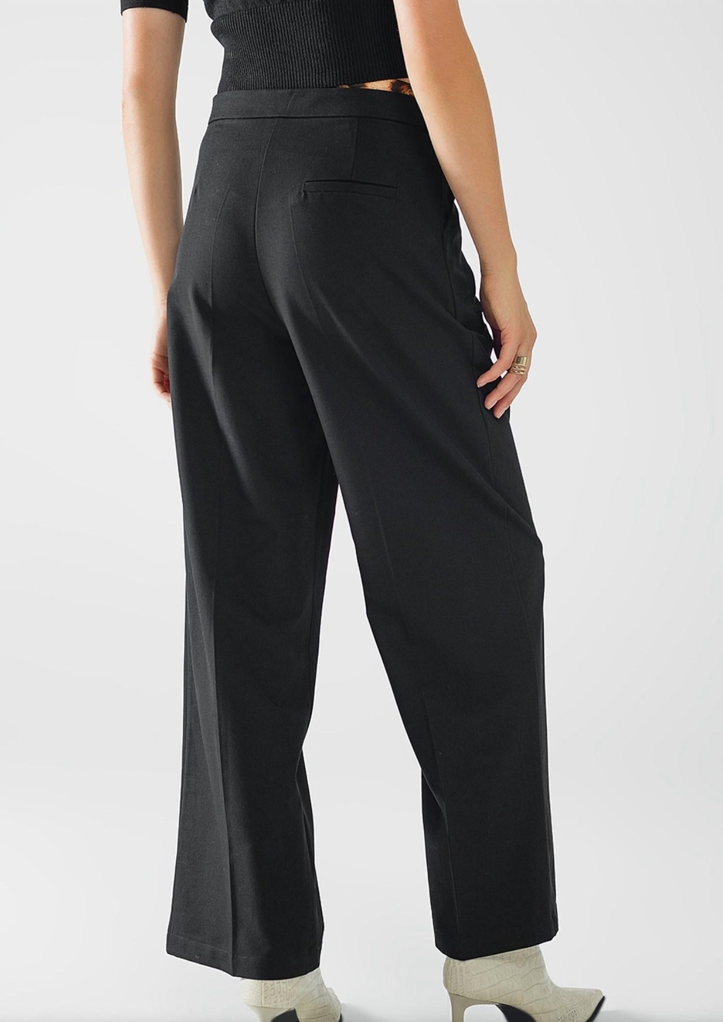 Q2 - Leopard Waist Pants