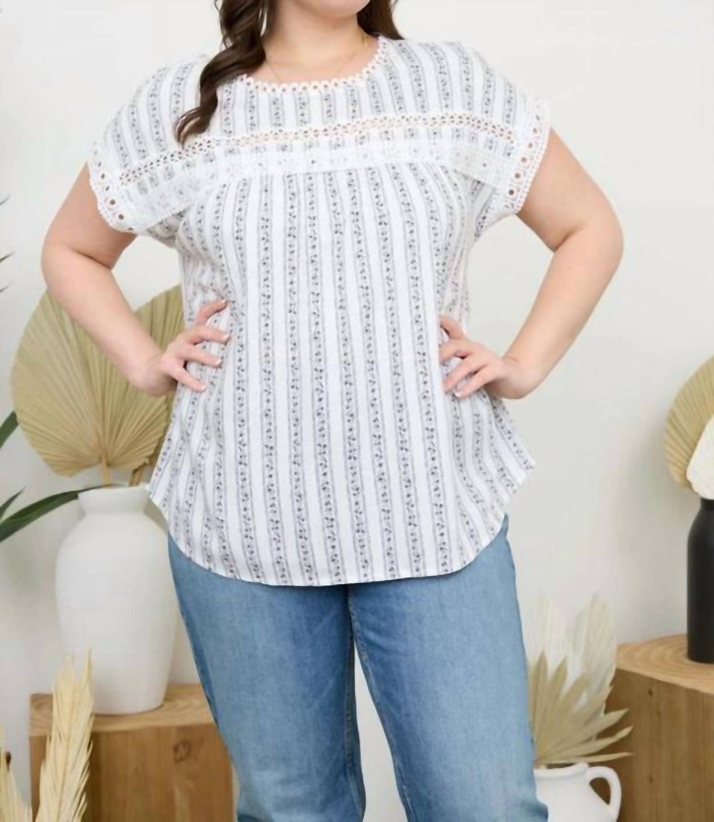 Blu Pepper - Plus Floral Sleeve Top