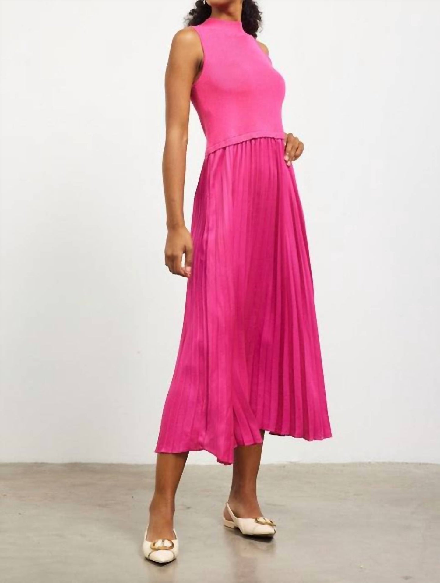 Skies Are Blue - Pleated Contrast Midi Dress