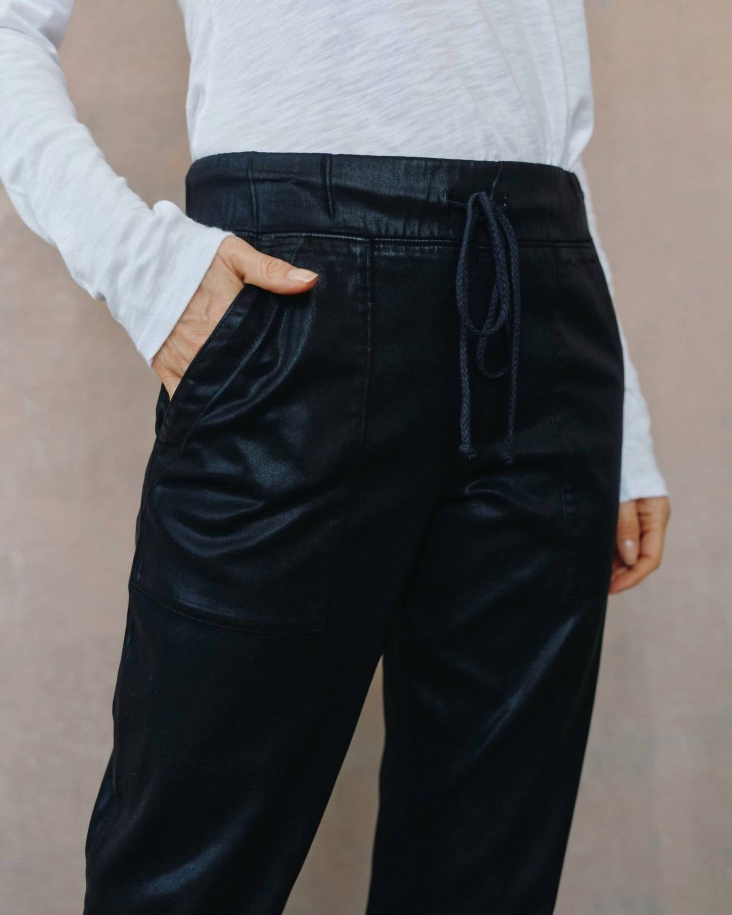Bella Dahl - Chelsea Luxe Pocket Jogger