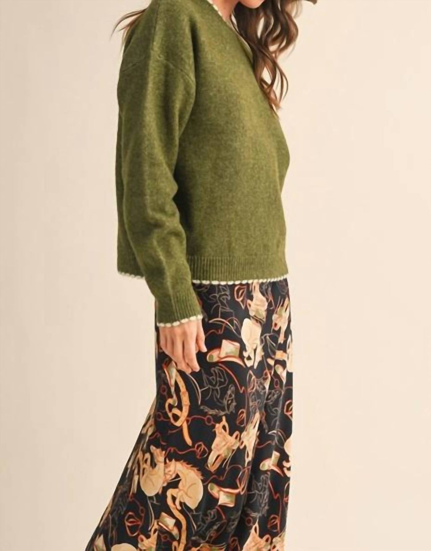 &Merci - Contrast Knit Scalloped Edge Sweater
