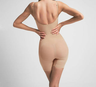 Skims - Seamless Sculpt Mid Thing Bodysuit