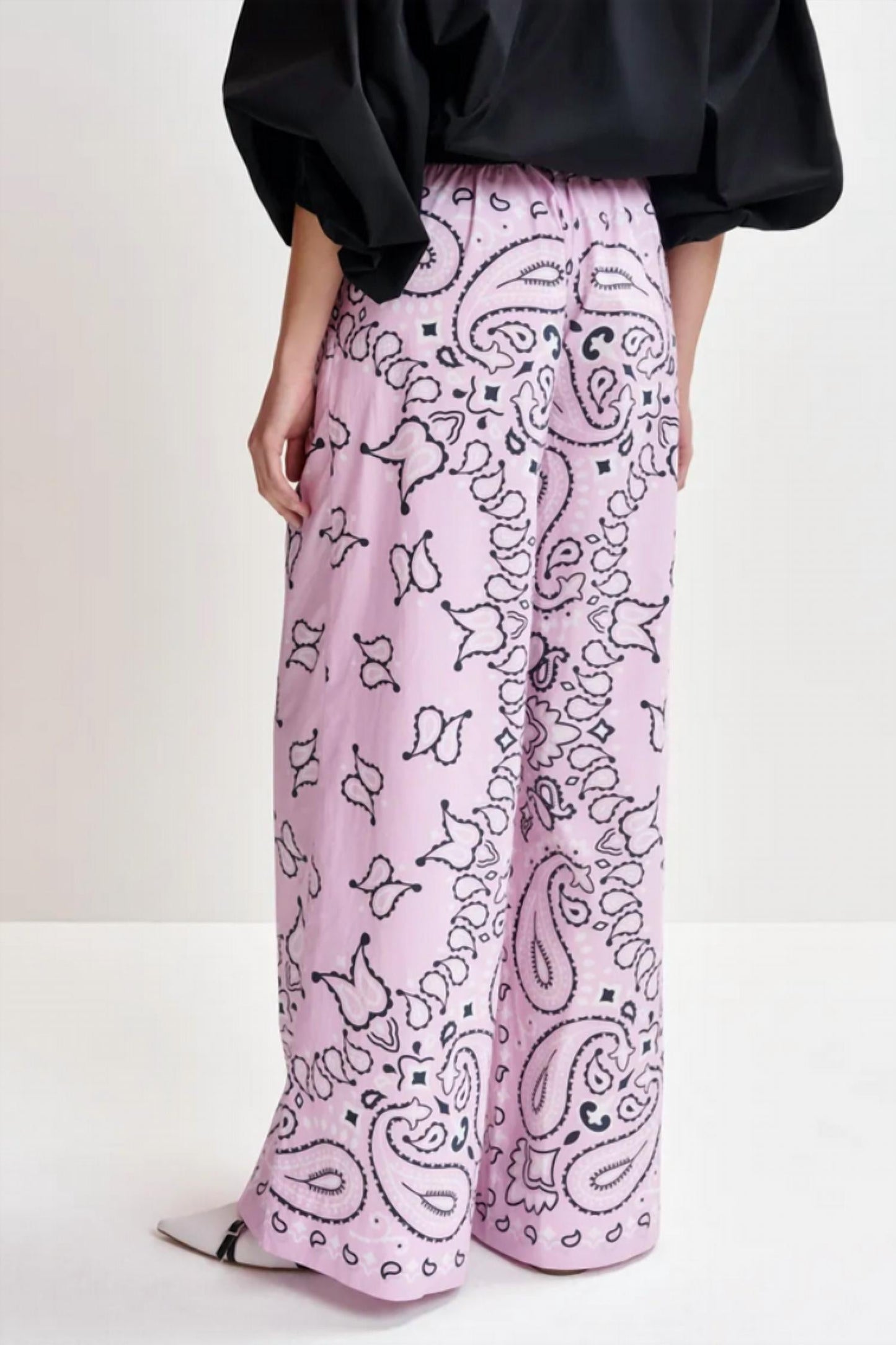 Essential Antwerp - Bandana Print Wide-leg Cotton Pants