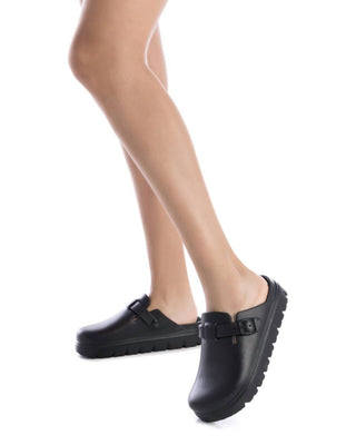 Xti - Women's Casual Rubber Clogs