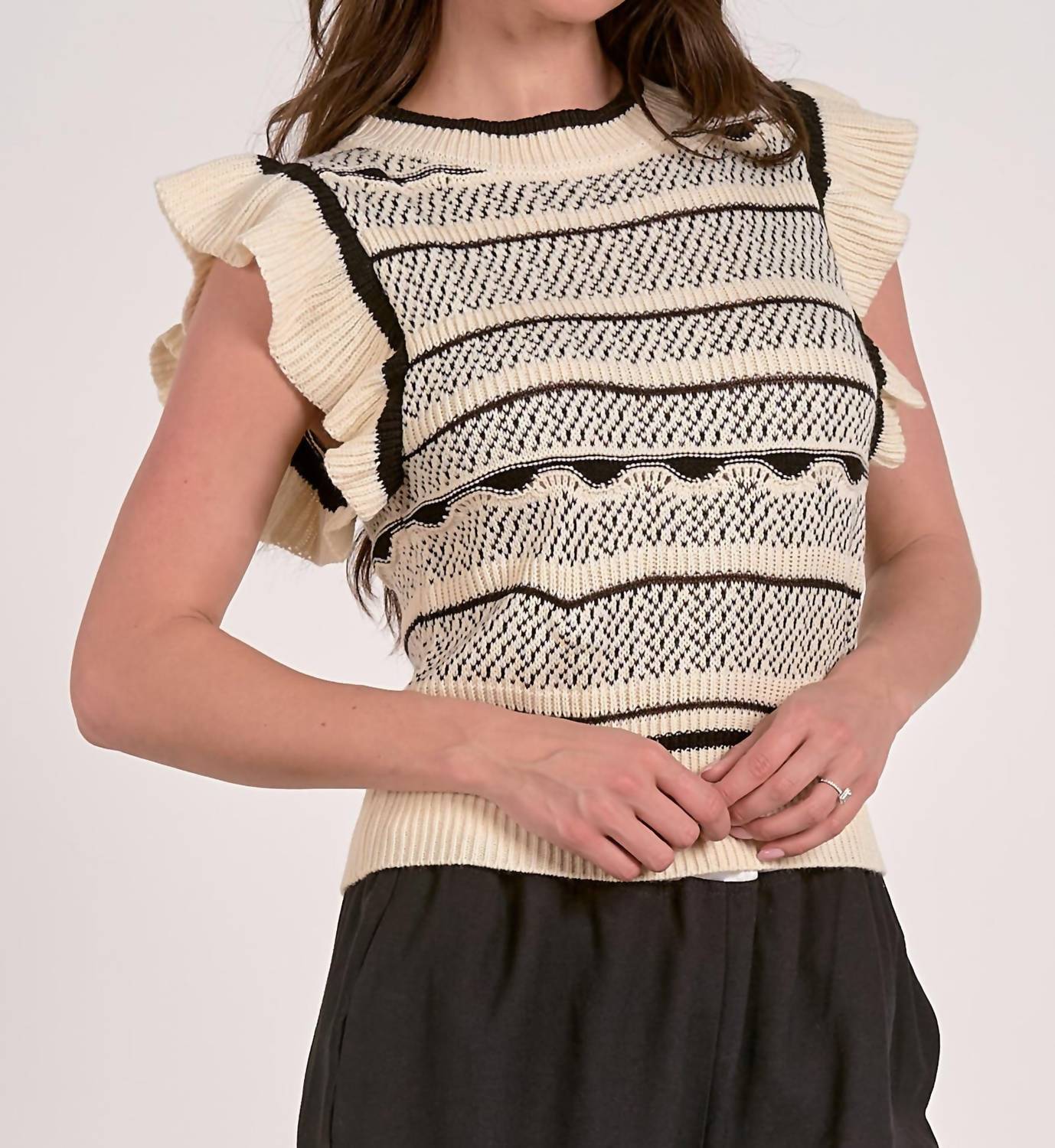 Elan - Flutter Sleeve Crew Neck Sweater Top