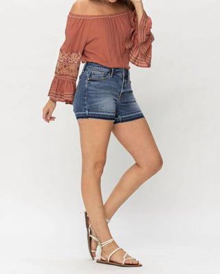 Judy Blue - Mid Rise Release Hem Shorts