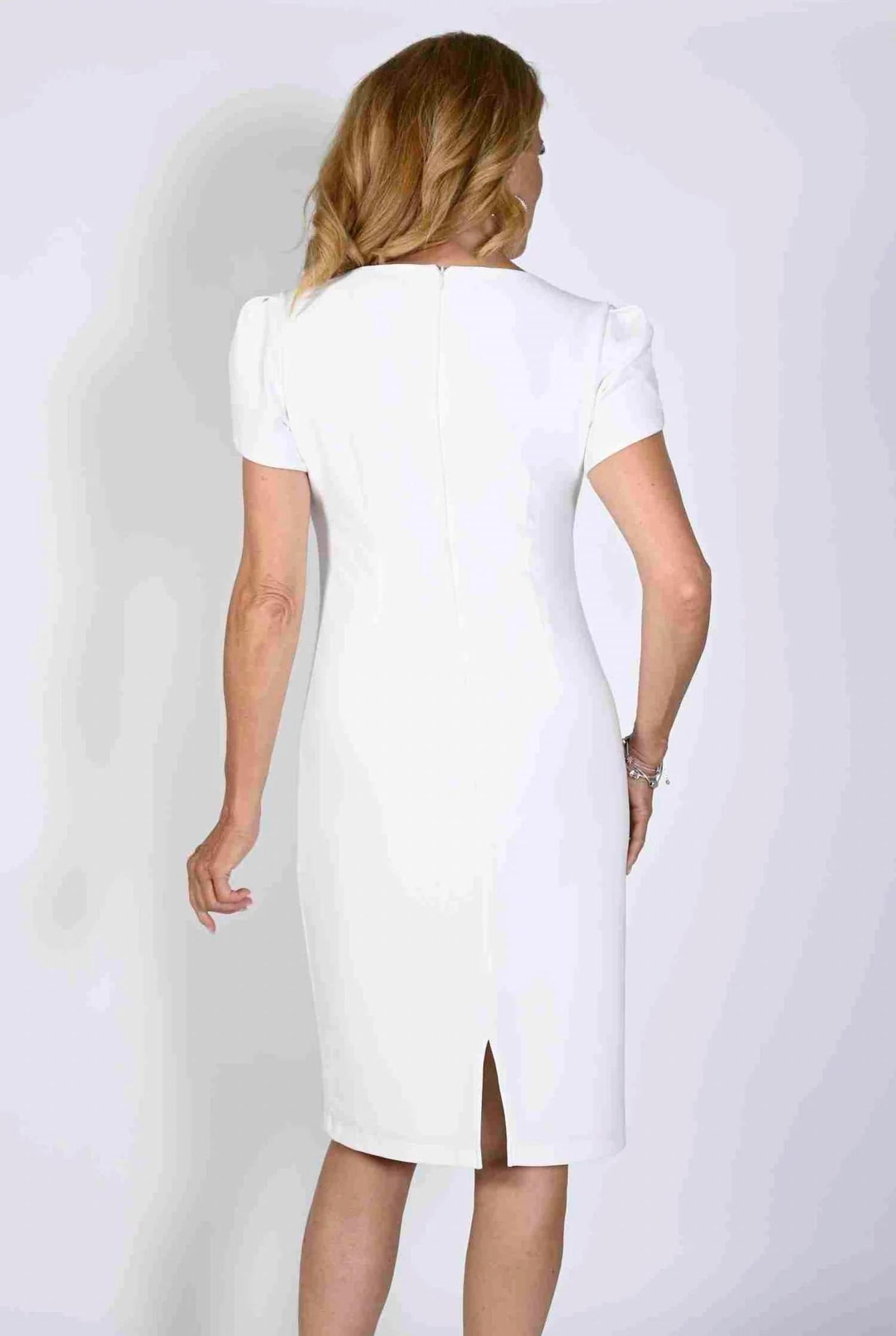 Frank Lyman - Tulip Sleeves And Diamonte Detail Knit Dress