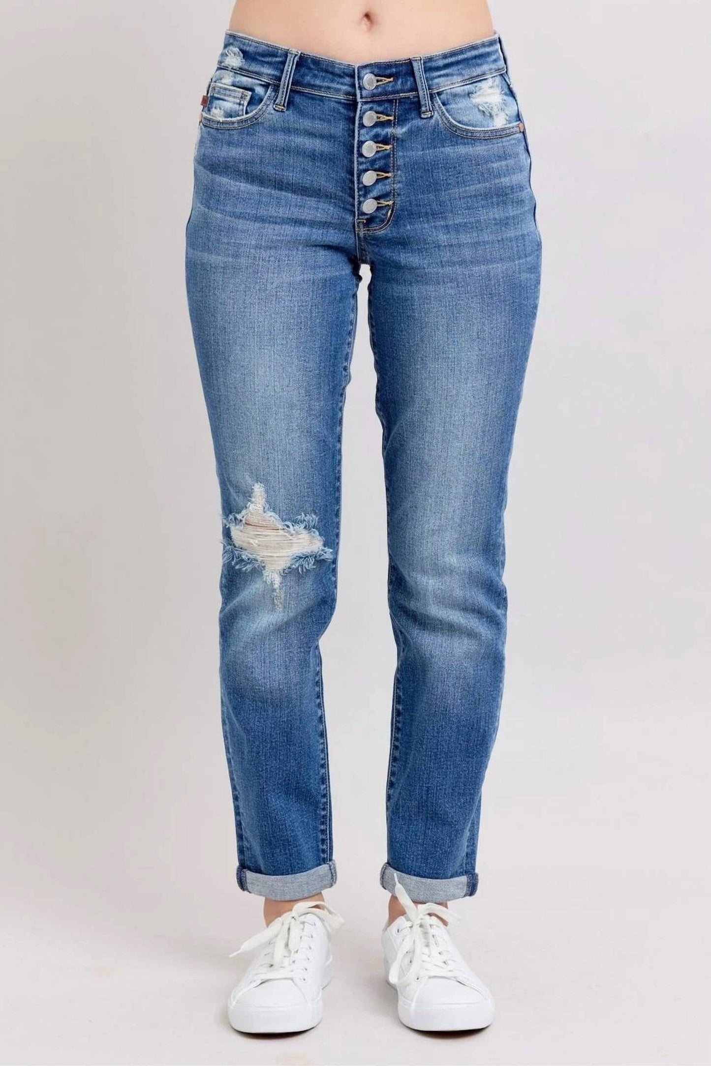 judy-blue-boyfriend-button-fly-jeans