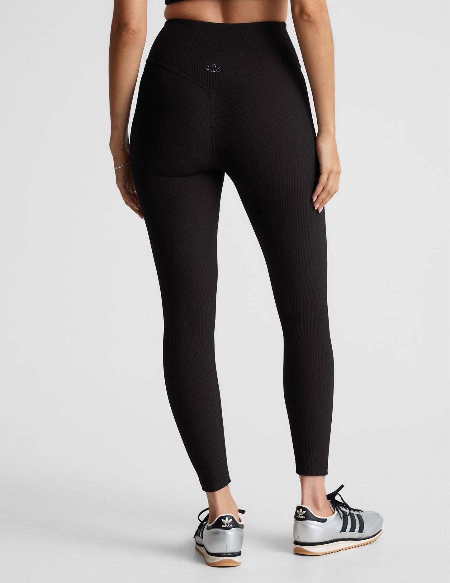 Beyond Yoga - Impulse Ribbed High Waisted Midi Leggings