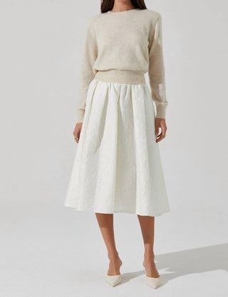 Astr - Kiran Fine Knit Sweater