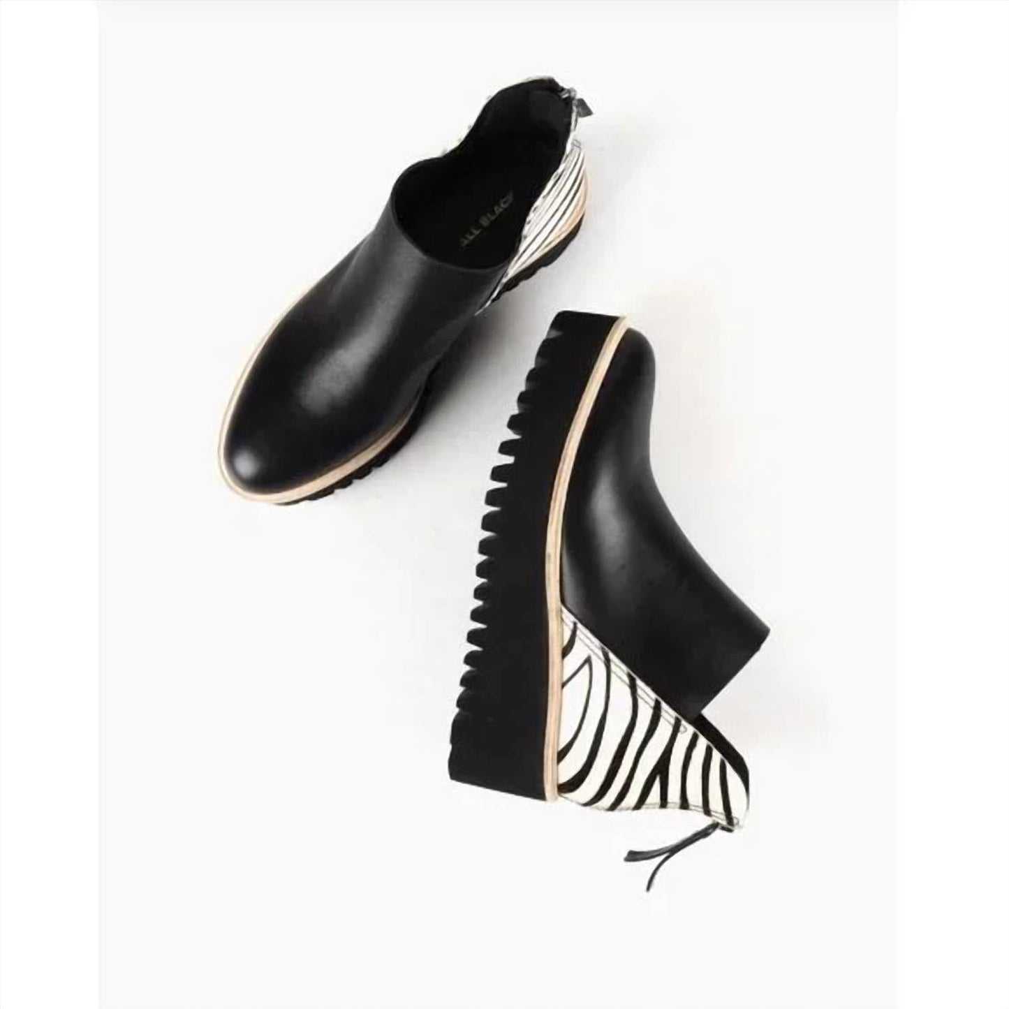 All Black - Mixed Jungle Flatform