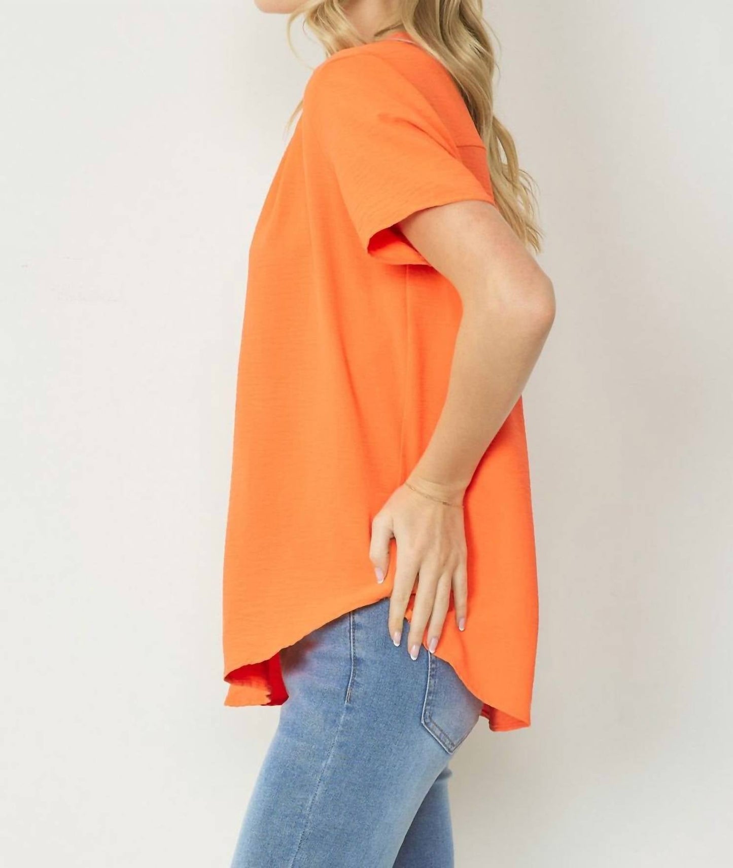 Entro - Short Sleeve V-neck Top