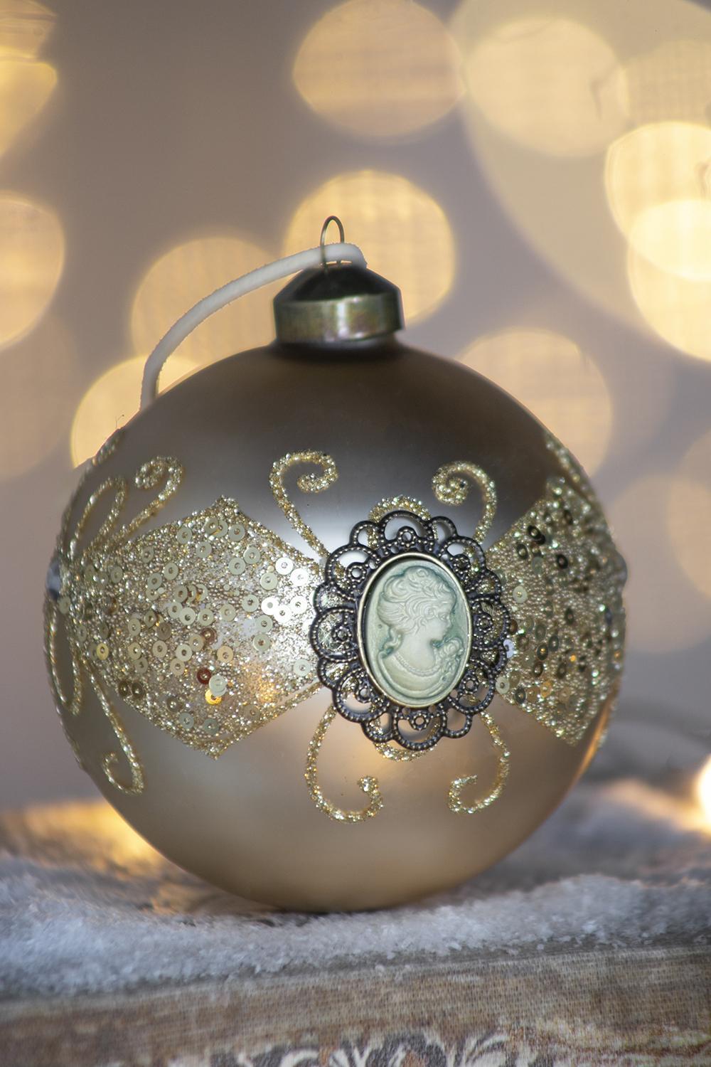 Decorative Hanging Ball Christmas Tree Ornaments For Holiday Decorations Set of 6