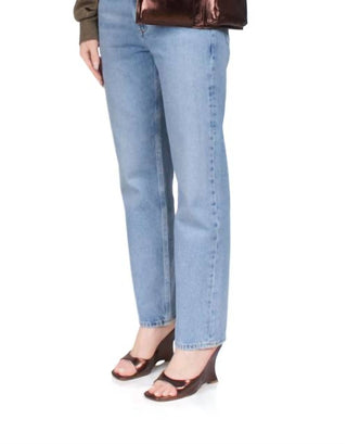 6397 - Classic V-neck Sweater