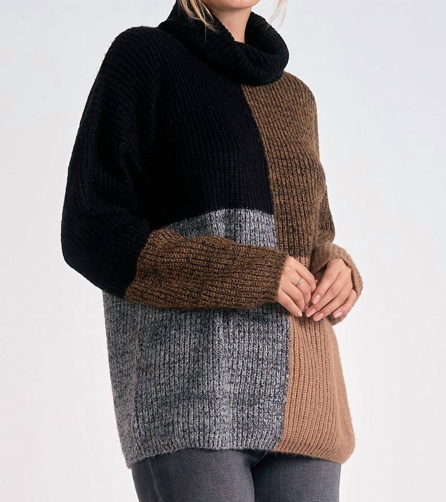 Elan - Colorblock Turtle Neck Sweater