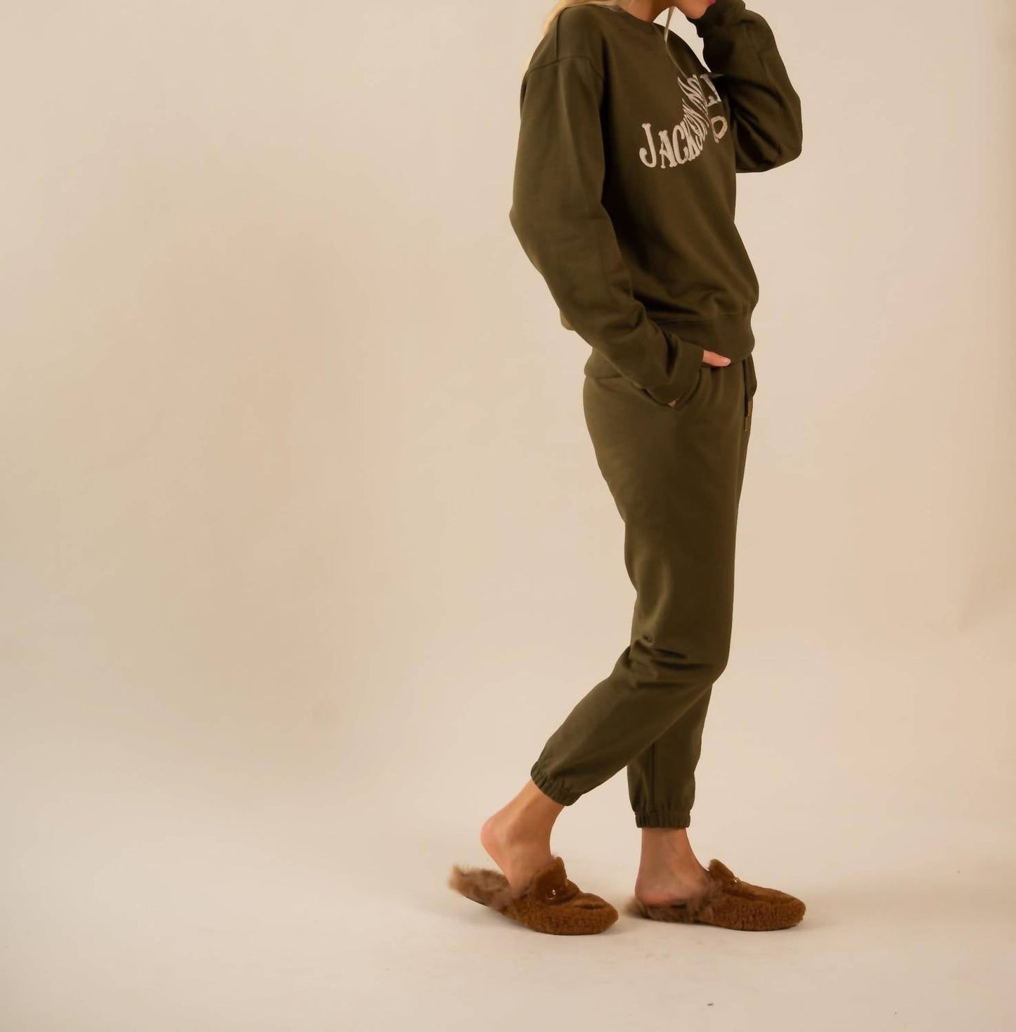 Care Tucker - 90’s Baggy Crewneck Jackson Hole Sweatshirt